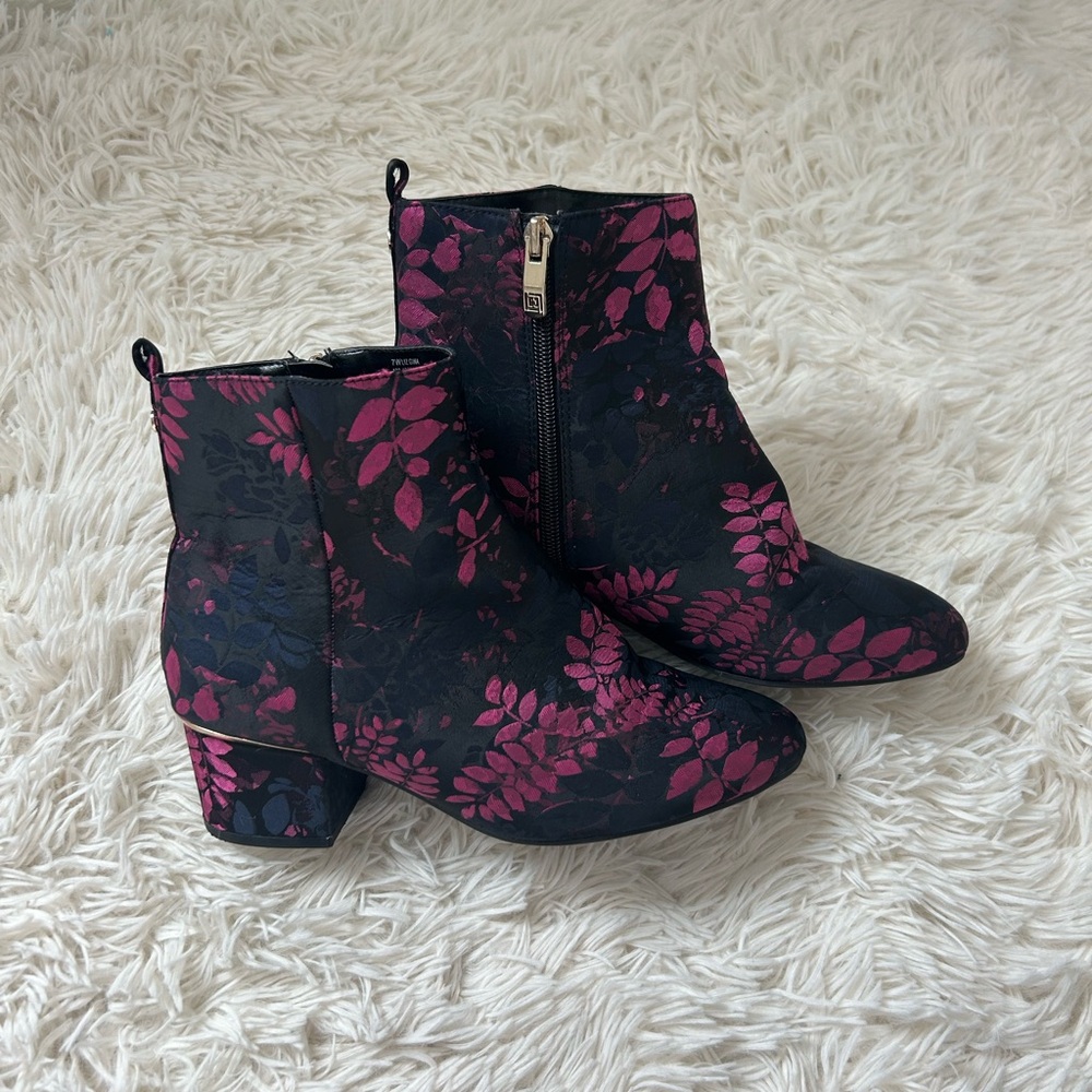 LC Lauren Conrad Floral Ankle Boots